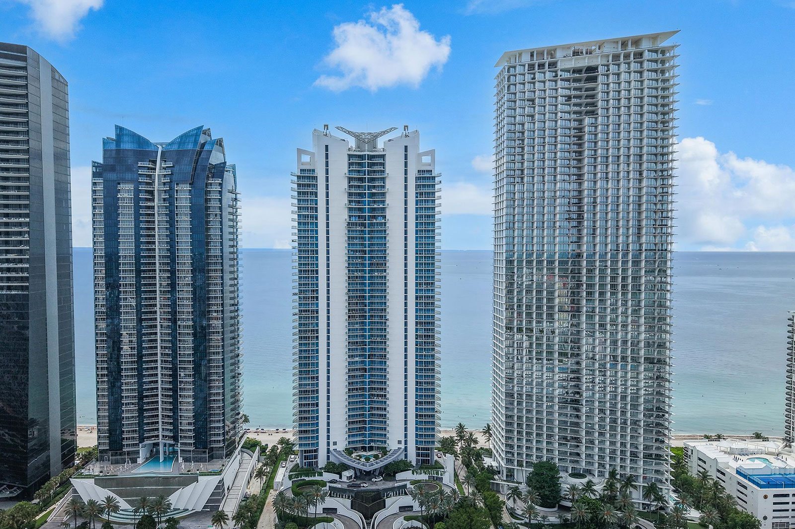 Sunny Isles Beach condo at 17001 Collins Avenue